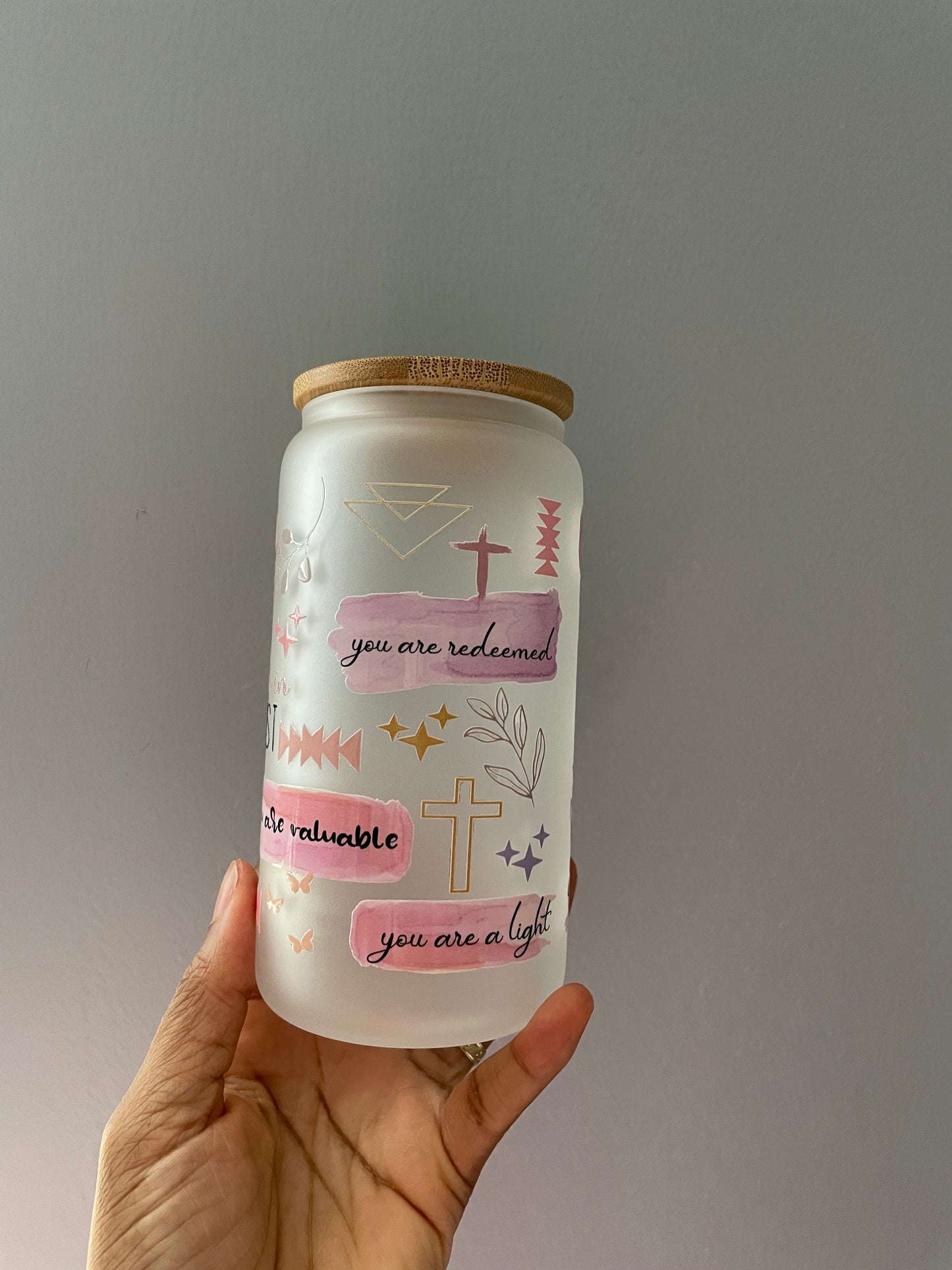 Reminders of who you are in Christ Glass cup